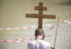 На Алтае неизвестные свалили православный крест