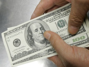 Доллар на межбанке перевалил за 8,7 гривны