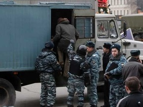 В Крыму заключенные перевернули автозак с пьяным водителем