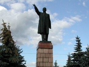 В Рязани уничтожили памятник Ленину