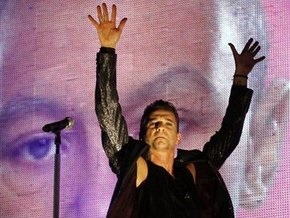 Вокалист Depeche Mode перепутал Перу с Чили
