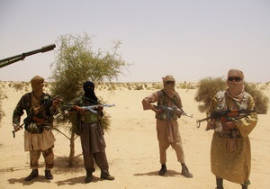 В Мали радикальные исламисты крушат древние гробницы святых