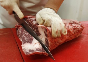 Импорт мяса в Украину снизился на 40%
