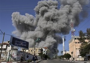 Израильская авиация нанесла серию ударов по сектору Газа
