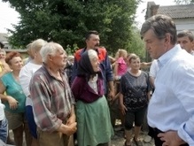 Сегодня Ющенко отправит группу детей в Артек