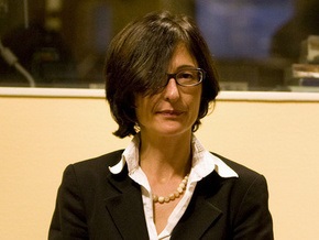 Сотрудницу Гаагского трибунала оштрафовали за разглашение секретной информации