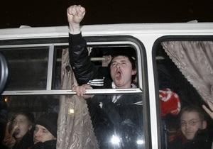СМИ: Российской оппозиции разрешили собрать на Триумфальной площади 800 человек