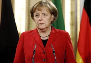 Меркель выступила против финансовой помощи Греции