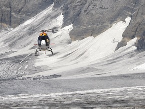 В Альпах разбился итальянский вертолет: погибли два человека