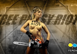 Участница Pussy Riot высказала свое мнение о FEMEN и спиливании креста