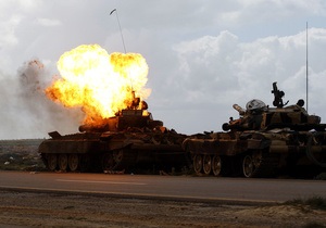 Командование НАТО: Наземной операции в Ливии не будет