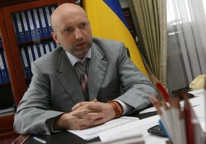 Турчинов прокомментировал информацию о том, что в парламентской драке якобы принимал участие сын Пшонки