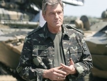 Ющенко: Для перехода на контрактную армию потребуется 27 лет