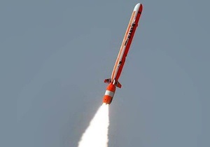 На фоне напряженности в КНДР Пакистан испытал баллистическую ракету дальностью 900 км