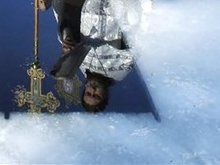 Дырка во льду спасла жизнь кременчугского самоубийцы