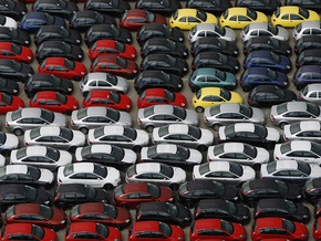 Парламент увеличил ввозную пошлину на автомобили