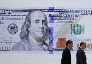Глава ФРС США признал, что доллар теряет в цене