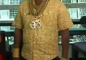 Индиец сделал золотую рубашку за $250 тыс.