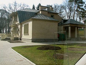 Кабмин хочет превратить дачу Януковича в заповедник