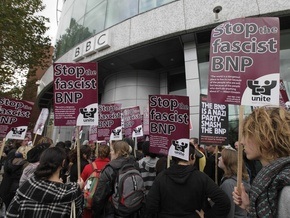 В телецентр Би-би-си в Лондоне ворвались антифашисты