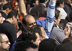 СМИ: Число демонстрантов в центре Каира превысило миллион человек