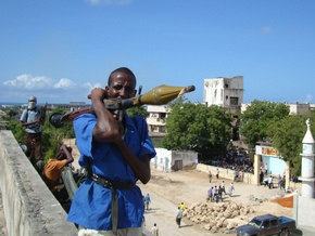 Парламент Сомали обстреляли из миномета: 8 погибших, 15 раненых