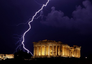 Эксперты описали возможные варианты развития событий после выборов в Греции