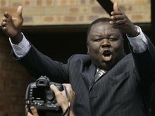 Лидер оппозиции Зимбабве арестован второй раз за два дня