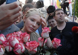 Фотогалерея: Ушла и вернулась. Тимошенко побывала на грани ареста