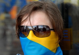 Опрос: 5,6% украинцам неприятно обращение к ним на русском языке