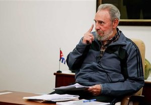 Фидель Кастро предрек ядерную войну в случае нападения США на Иран