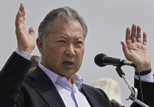 Глава временного правительства Кыргызстана подтвердила отставку Бакиева