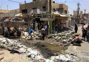В Ираке при взрыве в кафе погибли почти 40 человек