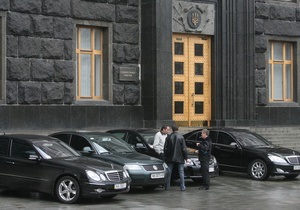 ЗН: Янукович тайно пополнил свой автопарк четырьмя бронированными Mercedes