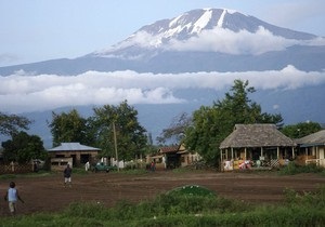 Британец покорил Килиманджаро в 82 года