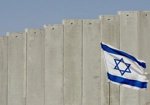 Израиль возвел забор на 230 км вдоль границы с Египтом