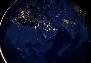 Спутник Суоми запечатлел Землю ночью