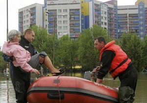 Медведев: Россия поможет Польше в борьбе с наводнением