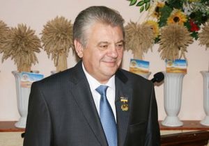 Резонансное ДТП: в канун Нового года тернопольский губернатор обещал провести праздники дома, а не под Киевом