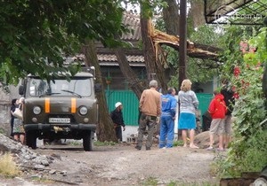 новости Мариуполя - погода в Украине - На Мариуполь обрушился шквалистый ветер, более 70 домов обесточены