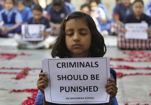 Адвокаты отказались защищать обвиняемых в изнасиловании индийской студентки