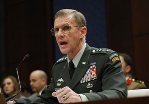 Командующий войсками НАТО в Афганистане призвал поскорее поймать бин Ладена