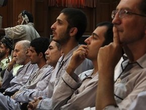 В Иране начался суд над арестованными после выборов оппозиционерами