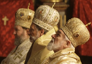 Опрос: наибольшим доверием в Украине пользуется церковь