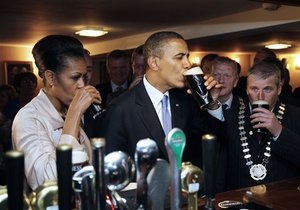 Обама отведал пива в ирландском пабе
