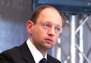 Яценюк обеспокоен  катастрофически низкой  явкой избирателей