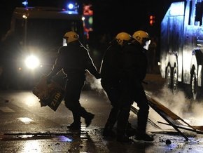 В ходе беспорядков в Гамбурге арестованы 60 человек и ранены 12 полицейских
