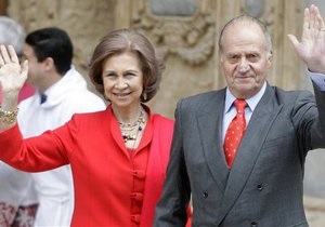Королевская чета Испании отмечает 50-ю годовщину свадьбы