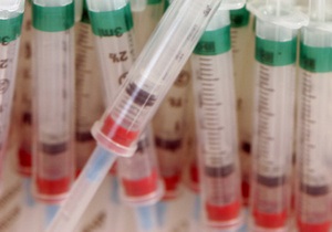 СМИ: В Ровенской области ребенок умер через три часа после прививки