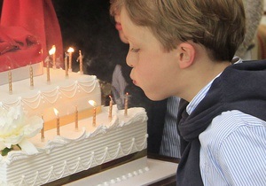 Австралийским детям могут запретить задувать свечи на тортах